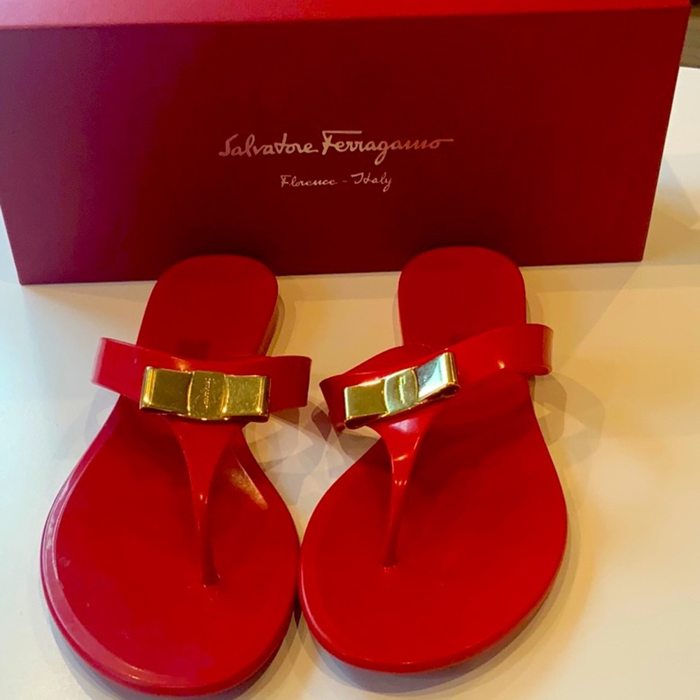 Salvatore Ferragamo Lipstick Red Thong Sandal Size 10